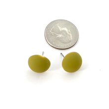 Load image into Gallery viewer, Chartreuse Velvet Retro Button Stud Earrings