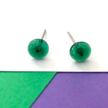 Load image into Gallery viewer, Emerald Green Marbled Small Retro Button Stud Earrings
