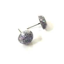 Load image into Gallery viewer, Lilac Glitter Confetti Retro Button Studs