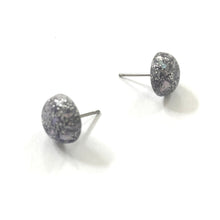 Load image into Gallery viewer, Lilac Glitter Confetti Retro Button Studs