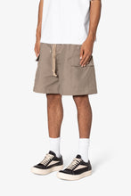 Load image into Gallery viewer, Rave Double Cargo Shorts - Olive