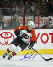 Load image into Gallery viewer, Mark Recchi in Action Philadelphia Flyers Autographed 11" x 14" Hockey Photo