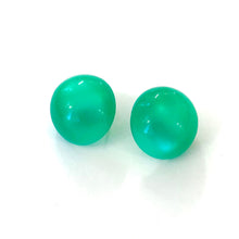 Load image into Gallery viewer, Green Moonglow Retro Button Stud Earrings