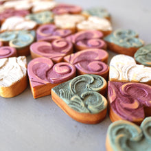 Load image into Gallery viewer, Rococo Hearts
