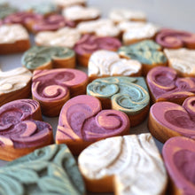 Load image into Gallery viewer, Rococo Hearts