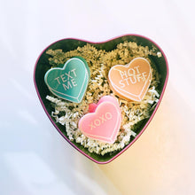 Load image into Gallery viewer, Romantic Set of 3 Mini Heart Claws in Heart Shaped Gift Box