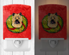 Load image into Gallery viewer, Cairn Terrier Christmas Wreath Ceramic Night Light SC9081CNL