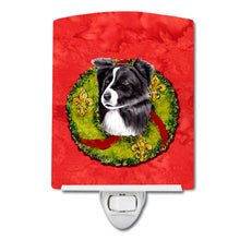 Load image into Gallery viewer, Border Collie Christmas Wreath Ceramic Night Light SC9104CNL