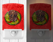 Load image into Gallery viewer, Dachshund Christmas Wreath Ceramic Night Light SC9105CNL