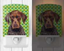 Load image into Gallery viewer, German Shorthaired Pointer St. Patrick's Day Shamrock Portrait Ceramic Night Light SC9315CNL