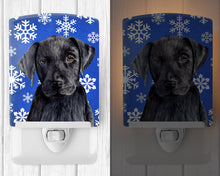 Load image into Gallery viewer, Labrador Winter Snowflakes Holiday Ceramic Night Light SC9364CNL