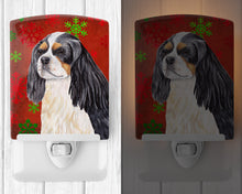 Load image into Gallery viewer, Cavalier Spaniel Red and Green Snowflakes Holiday Christmas Ceramic Night Light SC9431CNL
