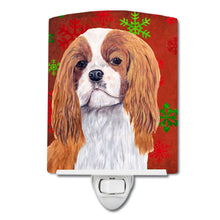 Load image into Gallery viewer, Cavalier Spaniel Red and Green Snowflakes Holiday Christmas Ceramic Night Light SC9434CNL