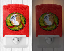 Load image into Gallery viewer, Bulldog English Cristmas Wreath Ceramic Night Light SS4181CNL