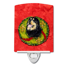 Load image into Gallery viewer, Tibetan Mastiff Cristmas Wreath Ceramic Night Light SS4199CNL