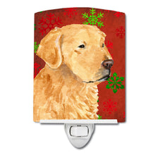 Load image into Gallery viewer, Golden Retriever Red Green Snowflake Holiday Christmas Ceramic Night Light SS4683CNL
