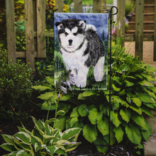 Load image into Gallery viewer, Alaskan Malamute Garden Flag – Decorative Outdoor Yard Flag