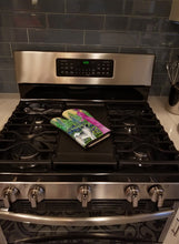 Load image into Gallery viewer, Lady with her Norwegian Elkhound Oven Mitt SS8154OVMT