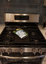 Load image into Gallery viewer, Boxer Oven Mitt SS8198OVMT