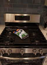 Load image into Gallery viewer, Rat Terrier Oven Mitt SS8224OVMT