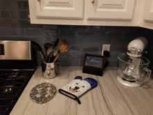 Load image into Gallery viewer, Great Pyrenees Oven Mitt SS8242OVMT