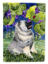 Load image into Gallery viewer, Keeshond Flag Canvas House Size