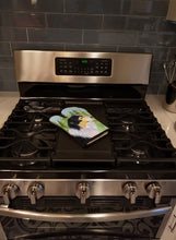Load image into Gallery viewer, Australian Shepherd Oven Mitt SS8316OVMT