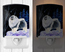Load image into Gallery viewer, Starry Night Keeshond Ceramic Night Light SS8357CNL