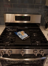 Load image into Gallery viewer, Starry Night Australian Shepherd Oven Mitt SS8382OVMT