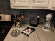 Load image into Gallery viewer, Starry Night English Bulldog Oven Mitt SS8447OVMT