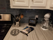 Load image into Gallery viewer, Starry Night Mastiff Oven Mitt SS8448OVMT