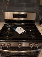 Load image into Gallery viewer, Starry Night Maltese Oven Mitt SS8461OVMT