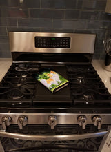 Load image into Gallery viewer, Starry Night Chihuahua Oven Mitt SS8516OVMT