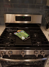 Load image into Gallery viewer, Poodle Oven Mitt SS8618OVMT