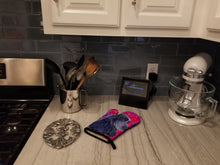 Load image into Gallery viewer, Cocker Spaniel Oven Mitt SS8659OVMT