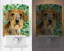 Load image into Gallery viewer, Dachshund Ceramic Night Light SS8806CNL