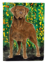 Load image into Gallery viewer, Chesapeake Bay Retriever Flag Canvas House Size