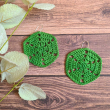 Load image into Gallery viewer, Sand Dollar Earrings