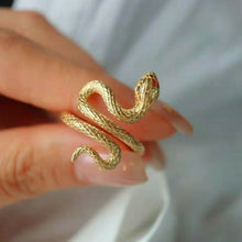 Load image into Gallery viewer, Snake Design Black Diamond Ring 18K Yellow Gold Viper Ring