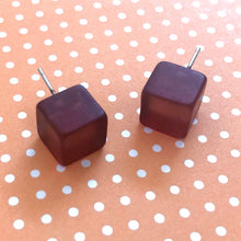 Load image into Gallery viewer, Eggplant Midi Frosted Cube Stud Earrings