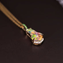 Load image into Gallery viewer, Stunning 18K Yellow Gold Pendant Necklace with Fire Opal, Diamond