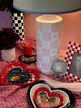 Load image into Gallery viewer, Checkered Heart Column Lamp
