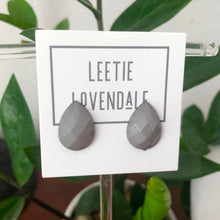 Load image into Gallery viewer, Grey Faceted Teardrop Stud Earrings