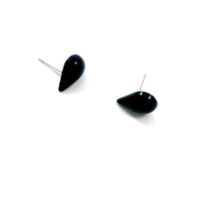 Load image into Gallery viewer, Black Teardrop Lucite Stud Earrings