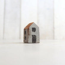 Load image into Gallery viewer, Tiny Wooden Houses
