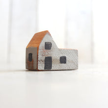 Load image into Gallery viewer, Tiny Wooden Houses