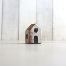 Load image into Gallery viewer, Tiny Wooden Houses