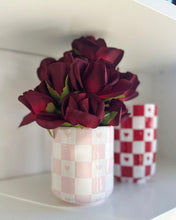 Load image into Gallery viewer, Checkered Heart Vase