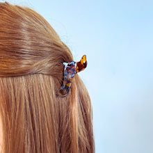 Load image into Gallery viewer, Velvet Claws Dachshund Dog Hair Claw | Claw Clip in Velvet Travel Bag