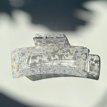 Load image into Gallery viewer, Velvet Claws Hair Clip | The Crystal in Daisy | Claw Clip in Velvet Travel Bag